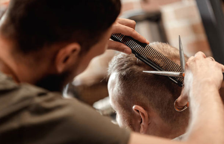 Here’s How To Choose The Right Haircut For Your Face Shape